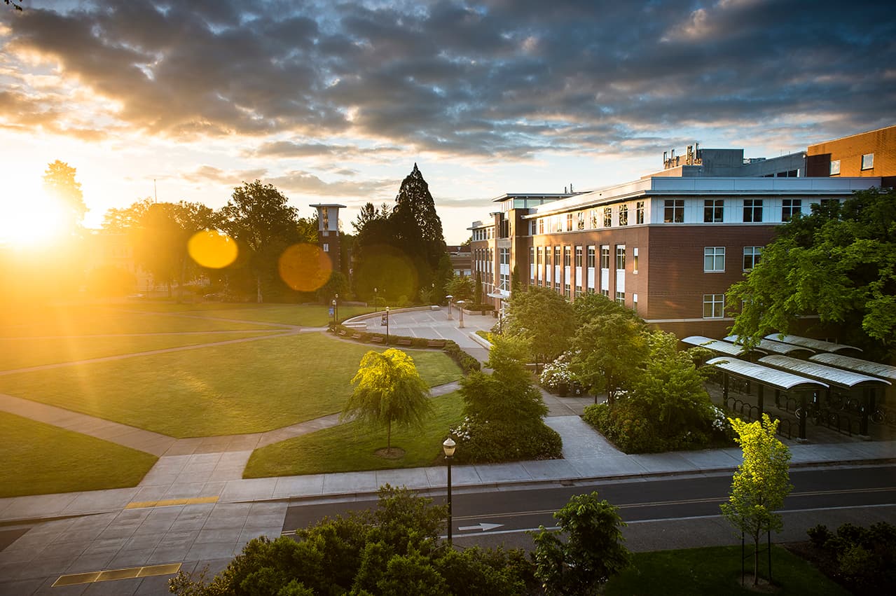 The Valley Library on Oregon State University's Corvallis Campus is home to Oregon State Ecampus