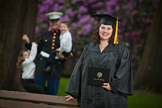 Jennifer Johnson, Oregon State Ecampus graduate, with her family