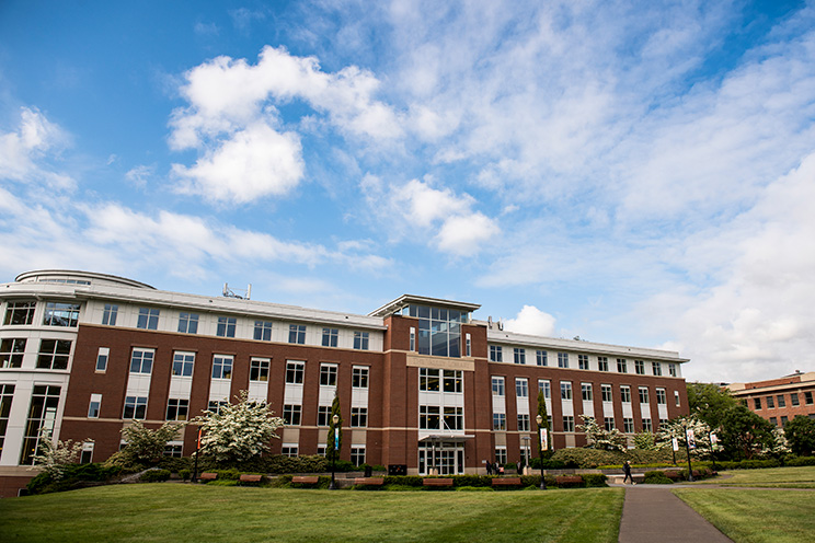 The Valley Library on Oregon State University's Corvallis Campus is home to Oregon State Ecampus, a leader in online learning. Ask Ecampus